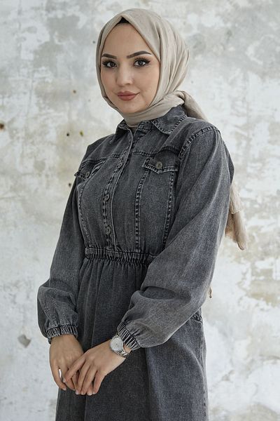 InStyle فستان من الدنيم بأزرار وخصر مطاطي - رمادي