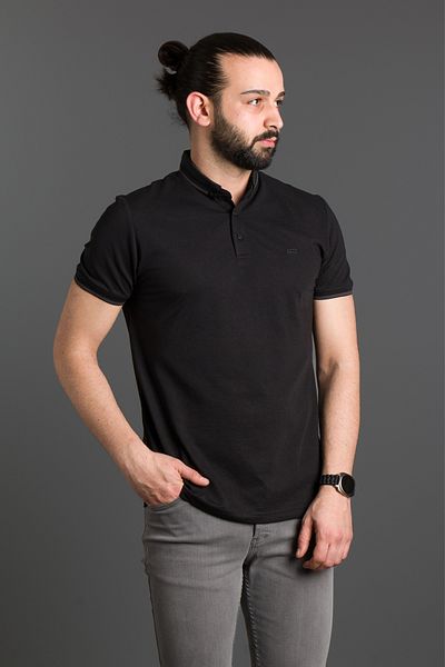 ZEKİ ÖZER Ανδρικό μπλουζάκι με λαιμόκοψη σε μαύρο Basic Polo