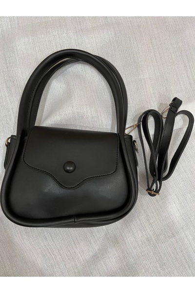 GÖNÜL SİYAH DÜĞMELİ DERİ BAGET ÇANTA