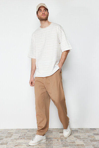 Trendyol Collection Tricou cu mânecă scurtă supradimensionat în dungi ecru - TMNSS24TS00161