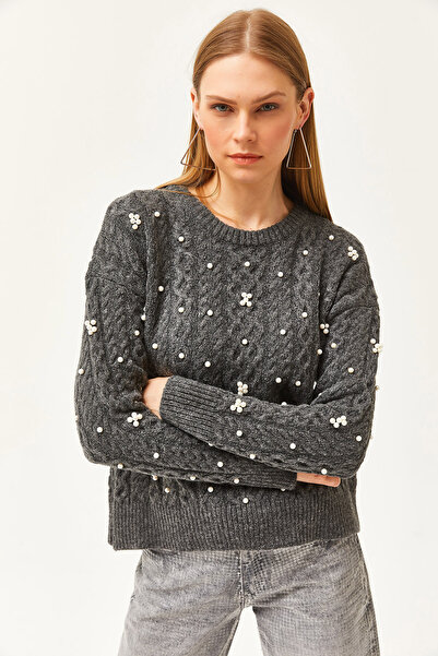 Olalook Kadın Füme Saç Örgülü İnci Detaylı Yumuşak Dokulu Triko Kazak KZK-19000803