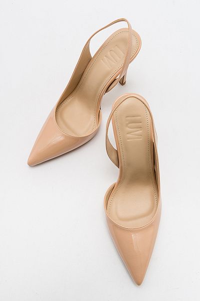 LuviShoes Provázkové béžové lakované dámské boty na podpatku
