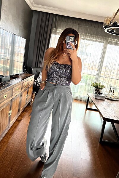 Sohotique By P Бюстгальтер без бретелей з оксамитовими паєтками, антрацит