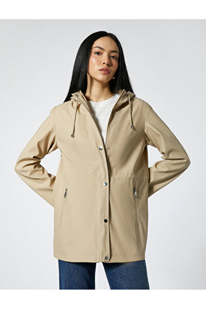 Koton Kunstleder-Regenmantel mit Kapuze