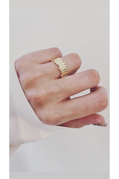 NAİFTAKIAKSESUAR خاتم متعرج قابل للتعديل للنساء