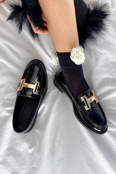 Shoebutik Чорні шкіряні туфлі з пряжкою для жінок