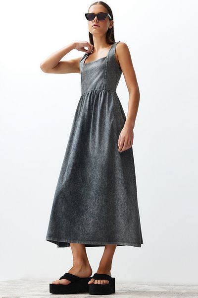 Trendyol Collection Antracit antik korcsolyázó szögletes gallér, nulla ujjú, kötött maxi ruha TWOSS24EL00586