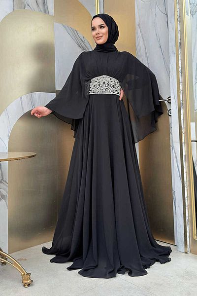 Bym Fashion Βραδινό φόρεμα από σιφόν με λεπτομέρεια κέντημα με πέτρα Cape Waist 5001 Μαύρο
