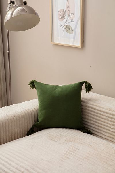 Ottoson GREEN COLOR 4 TASSELS SINGLE COLOR KIRLENT CASE 43X43