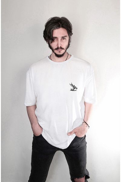 Pisa Art Μπλουζάκι Winged Biker Special Design με εμπριμέ λευκό μπλουζάκι διπλής όψης