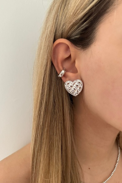 Lavian Accessories Gümüş Kabartmalı Kalp Küpe