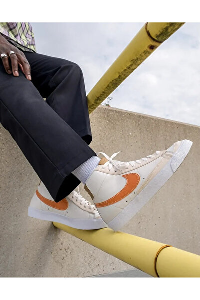 Nike Ανδρικά παπούτσια Blazer Mid '77 EMB Sneaker (στενή εφαρμογή) DQ7674-001