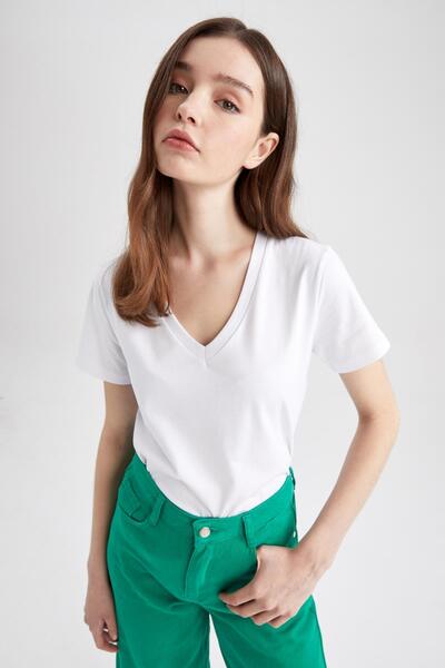 DeFacto Μπλουζάκι με κανονική εφαρμογή V-λαιμόκοψη Βασικό κοντό μανίκι 100% β...