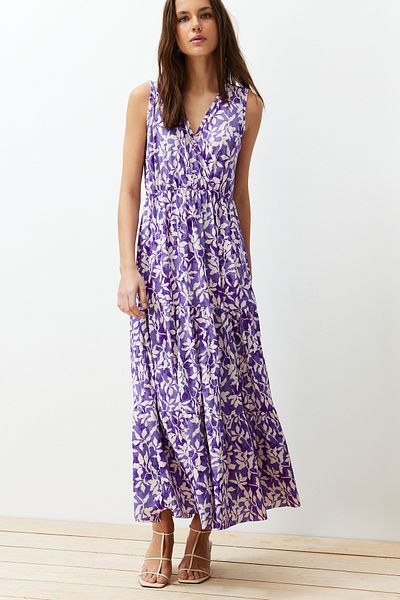 Trendyol Collection Σκούρο μωβ Floral Αμάνικο φόρεμα Maxi με καμίζα πολυεστέρα σε γραμμή Α σε γραμμή V TWOSS22EL1588