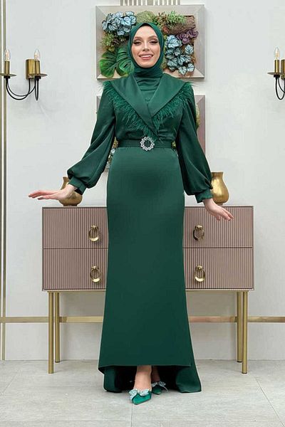Bym Fashion Σατέν Βραδινό Φόρεμα με Αξεσουάρ Ζώνης Τρένο με Φτερό 3869 Emerald