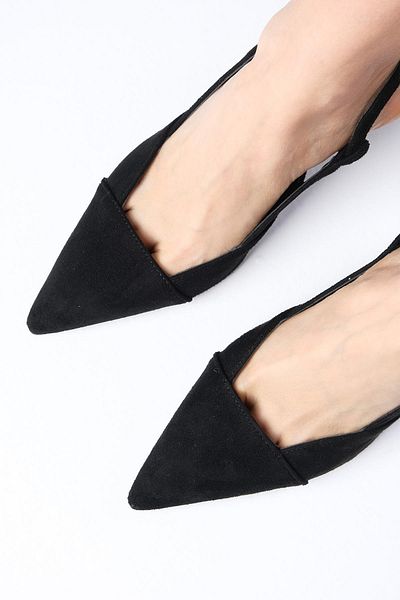 Mio Gusto Megan Black Color Pointed Toe Open Back Thick Heeled Shoes