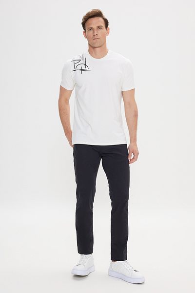ALTINYILDIZ CLASSICS Weißes Slim-Fit-T-Shirt für Herren aus Baumwolle mit flexiblem Aufdruck und Rundhalsausschnitt