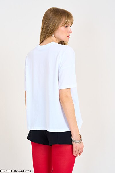 Laluvia Weiß-rotes Oversize-T-Shirt mit Rundhalsausschnitt und Aufschrift