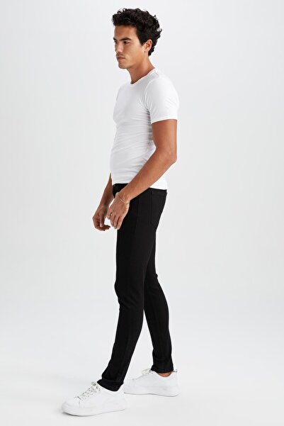 DeFacto Супер облягаючий крій, найвужчий фасон, звичайна талія, екстра вузькі штанини, джинси R8752az22au