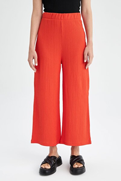 DeFacto Basic Capri Trousers T4770az22sm