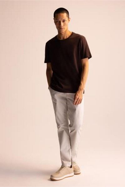 DeFacto Μπλουζάκι με κανονική εφαρμογή Crew Neck Basic μονόχρωμο κοντό μανίκι 100% βαμβάκι M7666az23sp