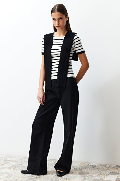 Trendyol Collection White Striped Detachable Sailor Collar Detailed T-Shirt Look Knitwear Sweater TWOSS24KZ00019