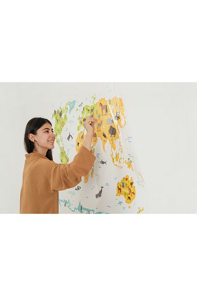 Elektrohold Static Animal World Map 95x150cm