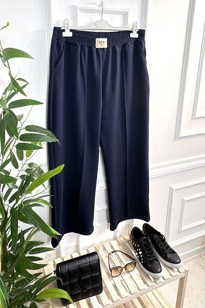 Aşkı Endam Asrın Crest Detailed Full Stretchy Elastic Waist Wide Leg Trousers - Navy Blue