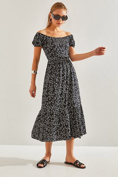 Bianco Lucci Women's Madonna Collar Floral Pattern Dress