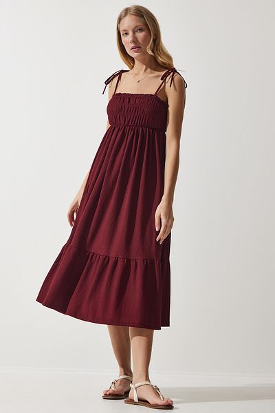Happiness İstanbul Burgunderrotes Crinkle-Strickkleid für Damen mit Trägern, UB00250