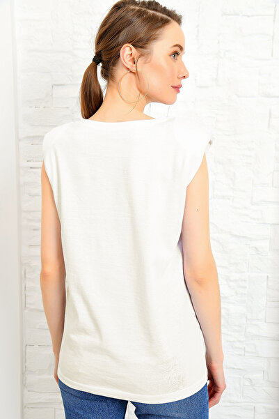 Trend Alaçatı Stili Női fehér nyakú, párnázott pamut póló ALC-020-024