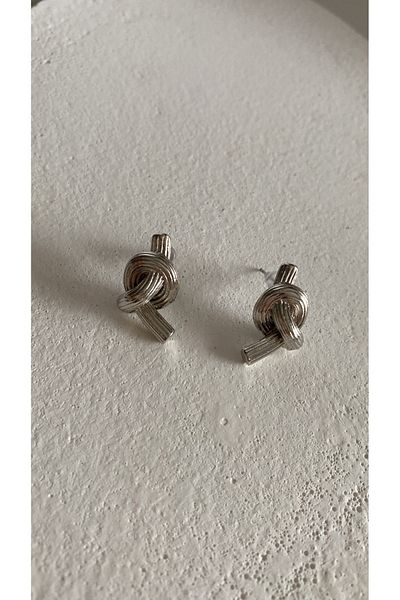 Muse Sister Steel Knot Detailed Earrings