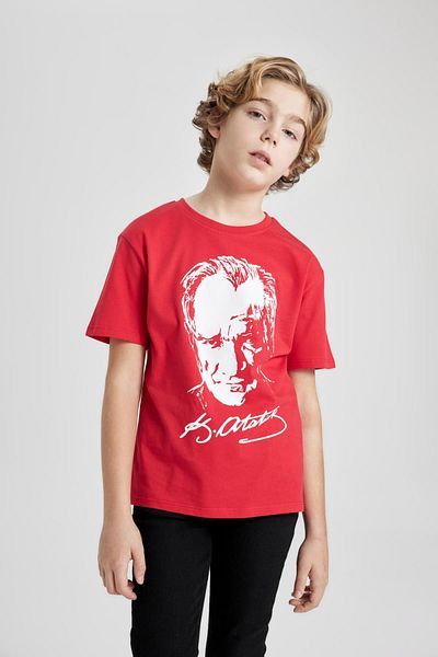 DeFacto Boys' Crew Neck Ataturk Printed Short Sleeve Red T-Shirt B6938a824sm