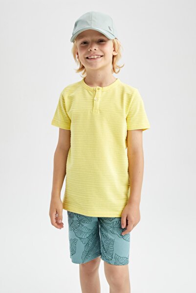 DeFacto Boy's Regular Fit Crew Neck Short Sleeve T-Shirt