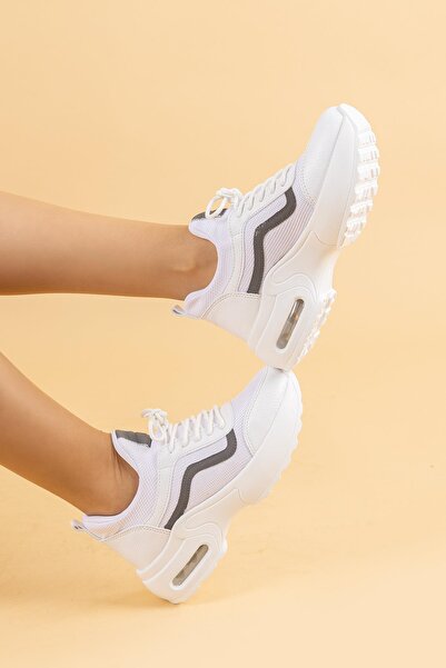 Getcho Γυναικεία λευκά αθλητικά παπούτσια Morten με ψηλή σόλα, δροσερό στυλ που προσφέρει άνετο και μοντέρνο αθλητικό παπούτσι