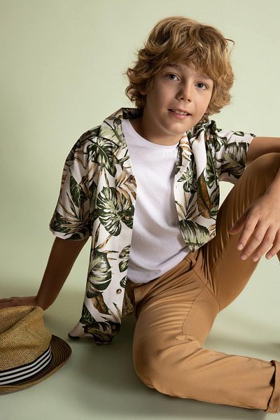 DeFacto Boy's Oversize Father's Day Viscose Short Sleeve Shirt Z3154a623hs