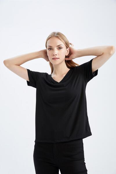 DeFacto Regular Fit V Yaka Kısa Kollu Tişört K5057az23sp