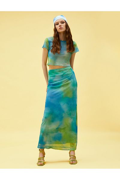 Koton Crop-T-Shirt im Batik-Look