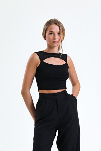 Miss Murem Chest Window Sandy Zero Sleeve Blouse-BLACK