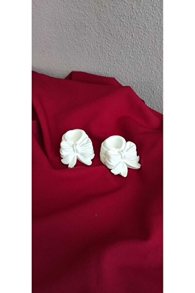 Genel Markalar şamdan mumluk fiyonk şeklinde beyaz 2 adet  (beton ) çap 2 cm