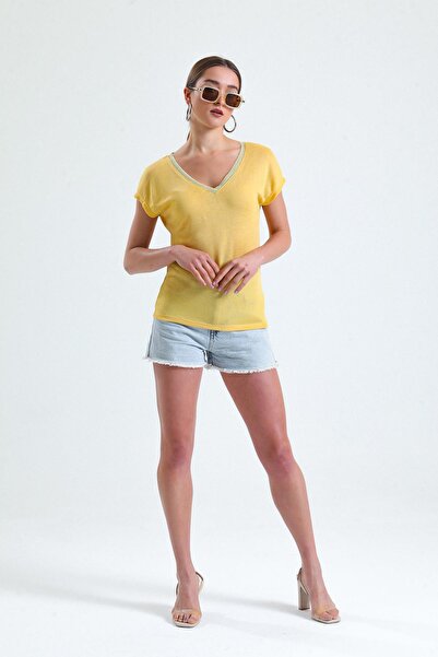 Miss Murem V-Neck Glitter Blouse-yellow