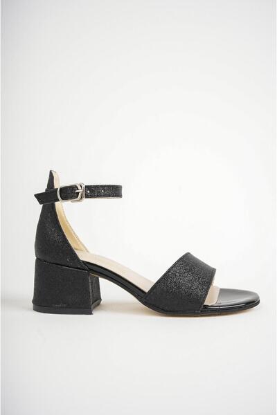 Pabuçland صندل يومي بكعب عالٍ وشريط للكاحل للفتيات من Incimoda