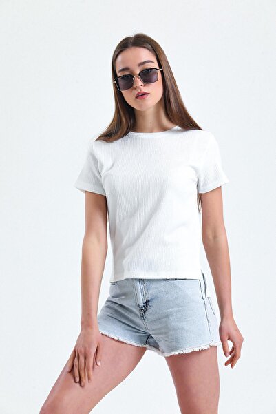 Miss Murem Crew Neck Raschel Fabric T-shirt-ecru