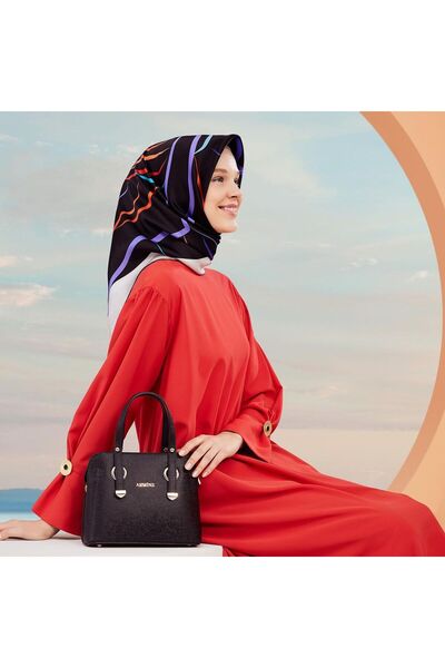 Armine Siyah Gül Desenli Tivil İpek Eşarp