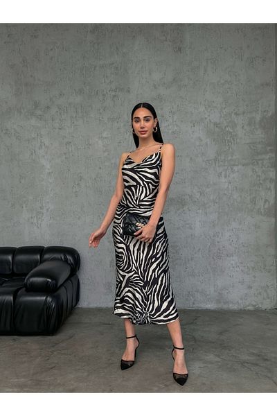 Elif Özbey Butik Σατέν φόρεμα με γιακά Zebra Degaje