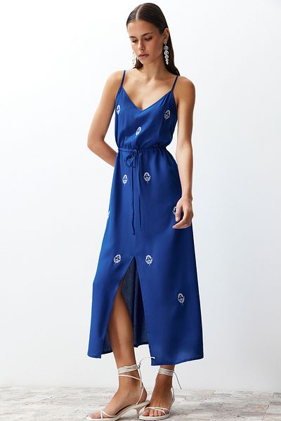 Trendyol Collection Midi tkané šaty indigového střihu do V s výstřihem do V TWOSS23EL01431