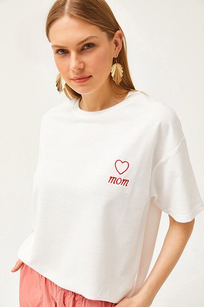 Olalook Női Ecru Mom hímzett 2 szálas túlméretes póló TSH-19000785