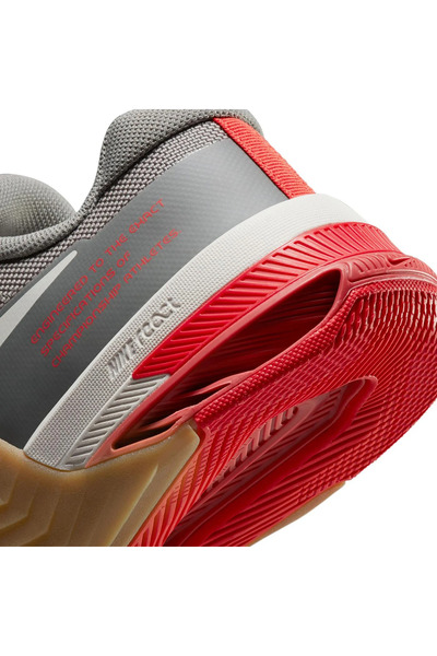 Nike Metcon 8 Erkek Gri Antrenman Ayakkabısı