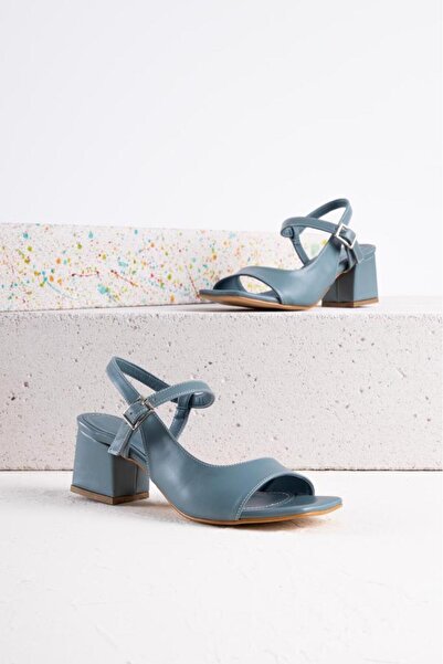 Getcho Ratal Women's Blue Short Heeled Sandals - Comfortable and Stylish Summer Model with Adjustable Ankle Strap