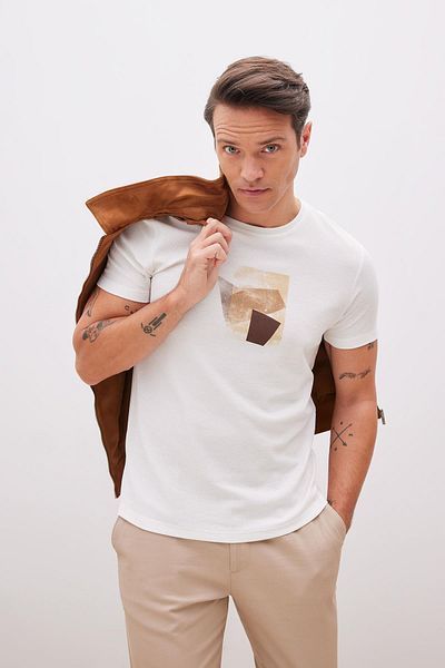 DeFacto Modern Fit Crew Neck T-Shirt Z0674az23sp